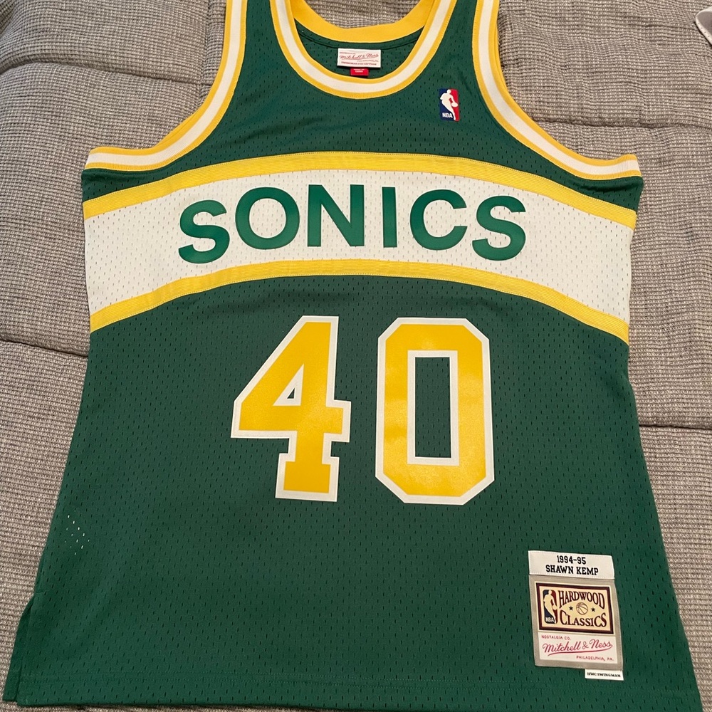 Shawn Kemp Seattle SuperSonics Mitchell & Ness Swingman jersey